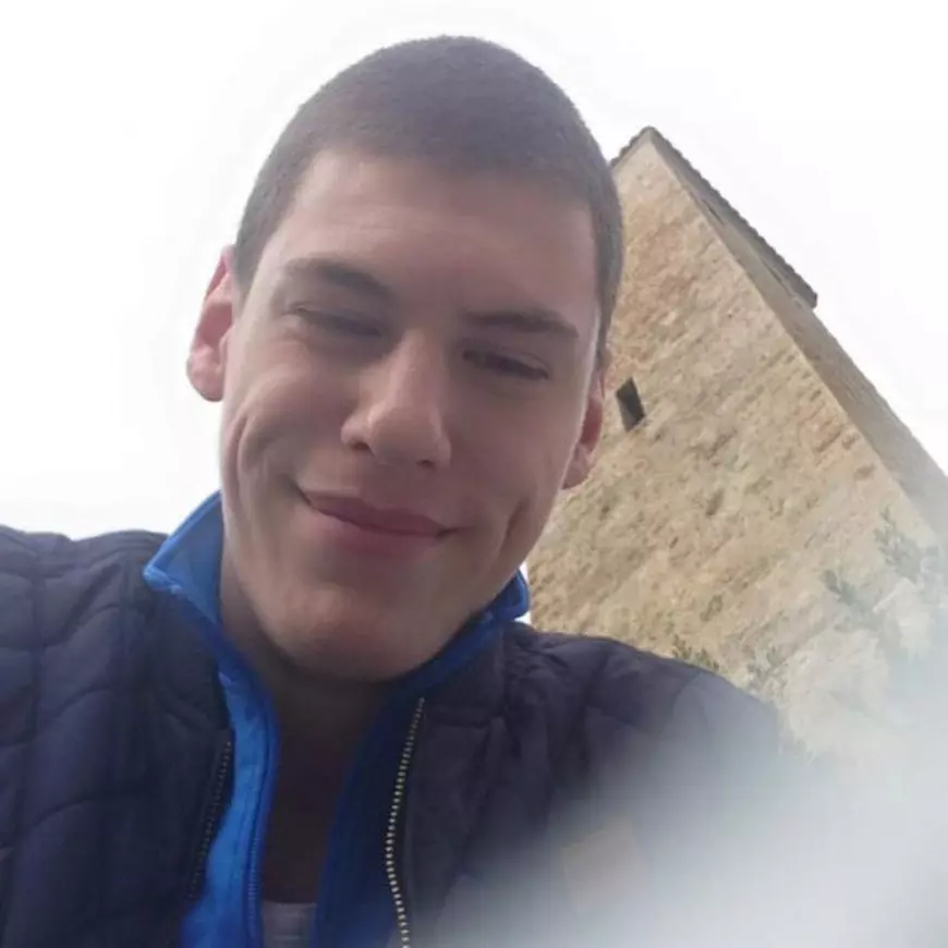 Tânăr român, spulberat de tren în Italia. Florin avea doar 18 ani