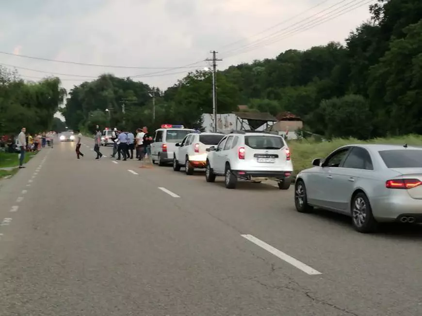 Un conflict familial a degenerat într-o bătaie generală, în Vrancea. Un tânăr este în comă la spital, iar altul e rănit grav