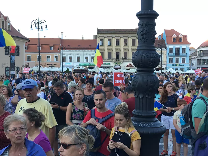 Manifestații de amploare pentru susținerea Mitingului Diasporei de la București în Sibiu, Braşov, Iaşi şi Bistriţa și Timișoara