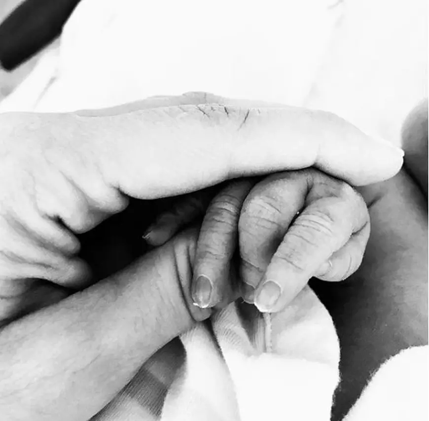 Mihai Petre a devenit tătic a doua oară. Prima fotografie cu bebelușul