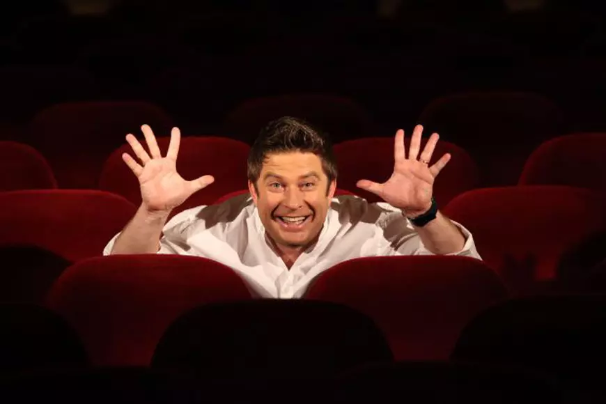 Pavel Bartoș, despre începuturile sale în teatru și admiterea comică la facultate. “Am copiat tot repertoriul de la un coleg”