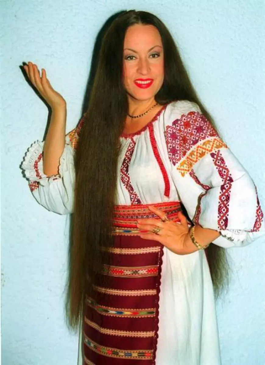 Sosia Mariei Dragomiroiu! Maria Olteanu are părul la fel de lung și-a început să câștige la fel de bine