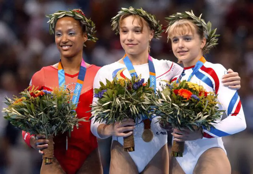 Monica Roșu, gimnasta de aur a României, și fotbalistul Cristi Pulhac au răspuns provocării ”Exatlon”. Cei doi au închis lista Faimoșilor