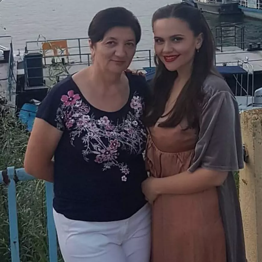 Cum arată mama Cristinei Șișcanu. Jurnalista a aniversat-o pe cea care i-a dat viață