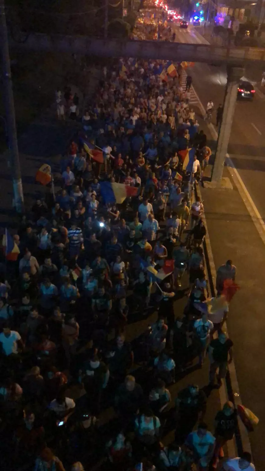 Manifestații de amploare pentru susținerea Mitingului Diasporei de la București în Sibiu, Braşov, Iaşi şi Bistriţa și Timișoara