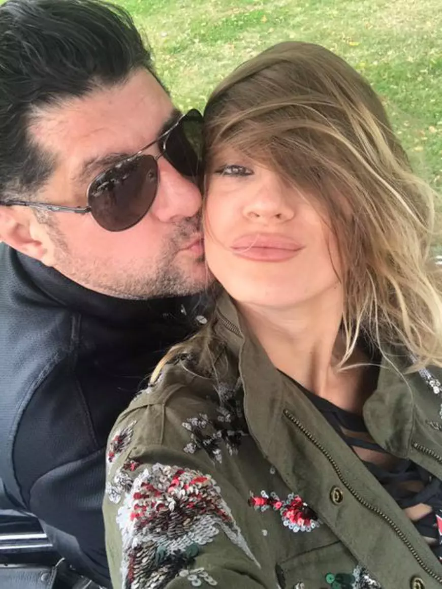 VIDEO/ Tavi Colen și iubita lui nu dau greș niciodată cu cadourile. Își dăruiesc vacanțe, de care se bucură amândoi!