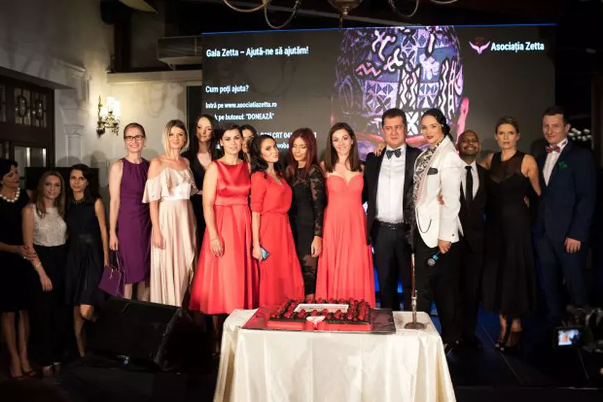 VIDEO/Andreea Marin va suferi luna viitoare o intervenție chirurgicală. Vedeta sprijină medicii care vor opera gratuit 50 de cazuri complexe