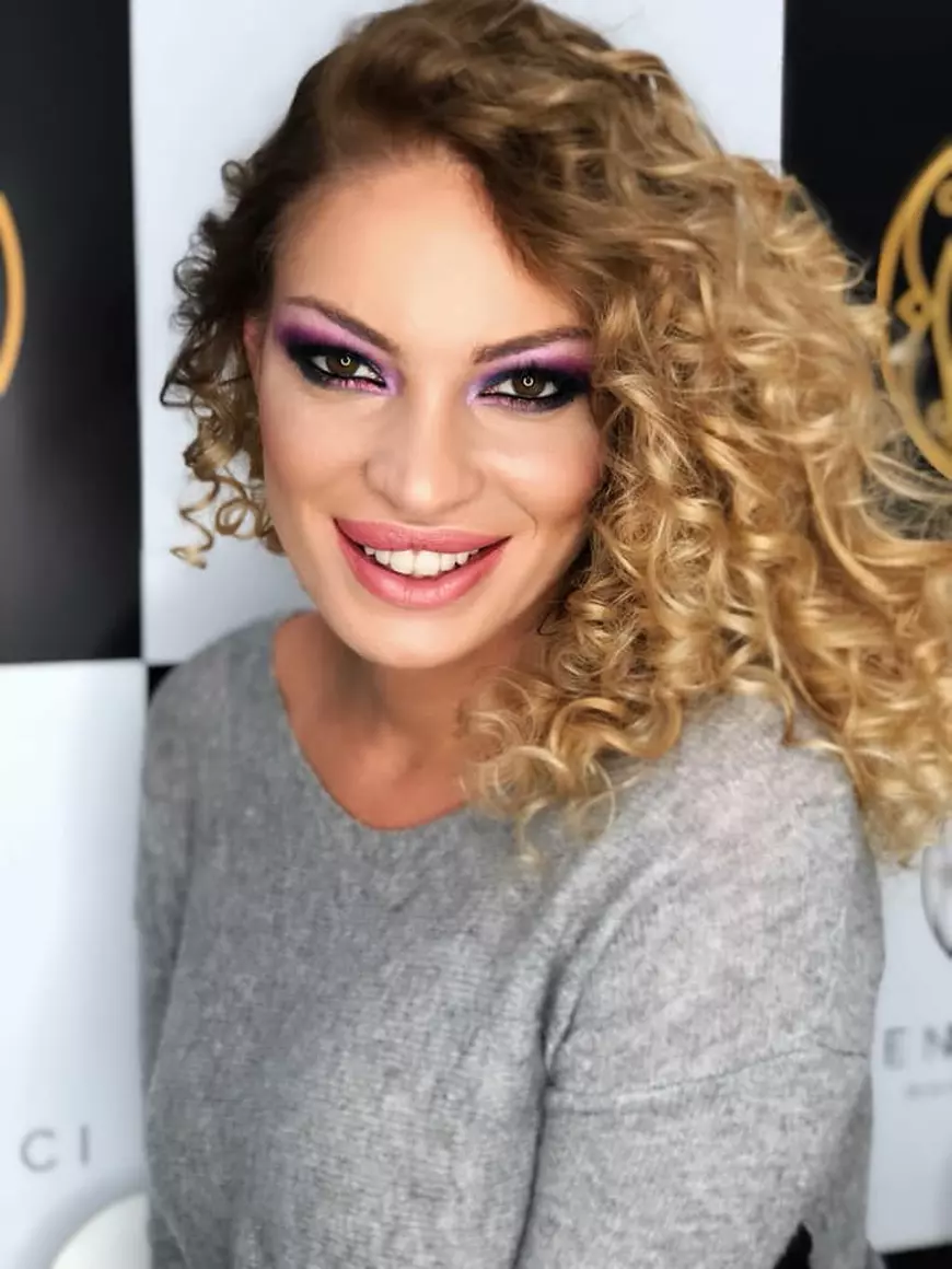 Valentina Pelinel a făcut probe de coafură pentru nunta cu Cristi Borcea. Dacă apare așa la altar e...