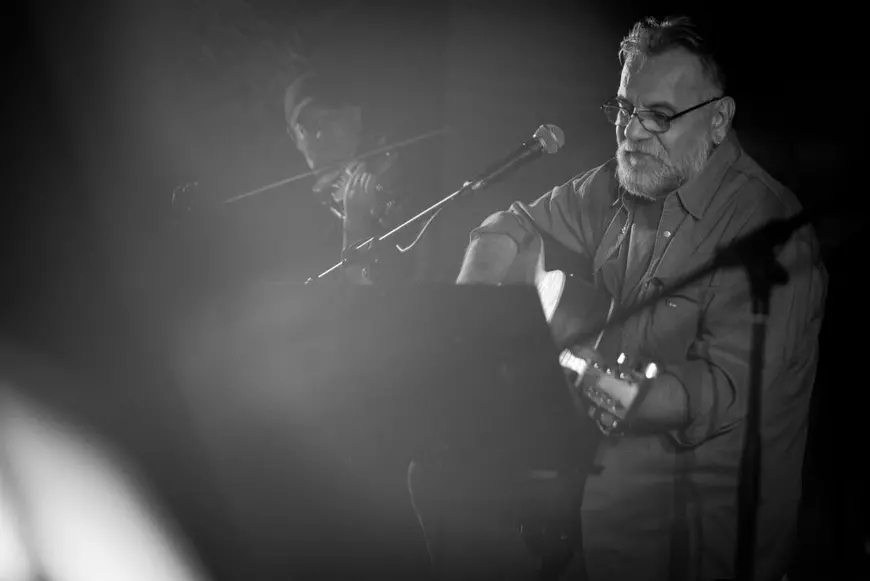 Adrian Berinde, aproape vindecat de cancer cu un tratament experimental! Cântărețul plecase în Germania în stare critică