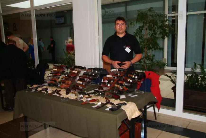 Un român șochează: "Mi-am umplut prietenii de cuțite"! A lucrat la ANAF, dar a renunțat la tot