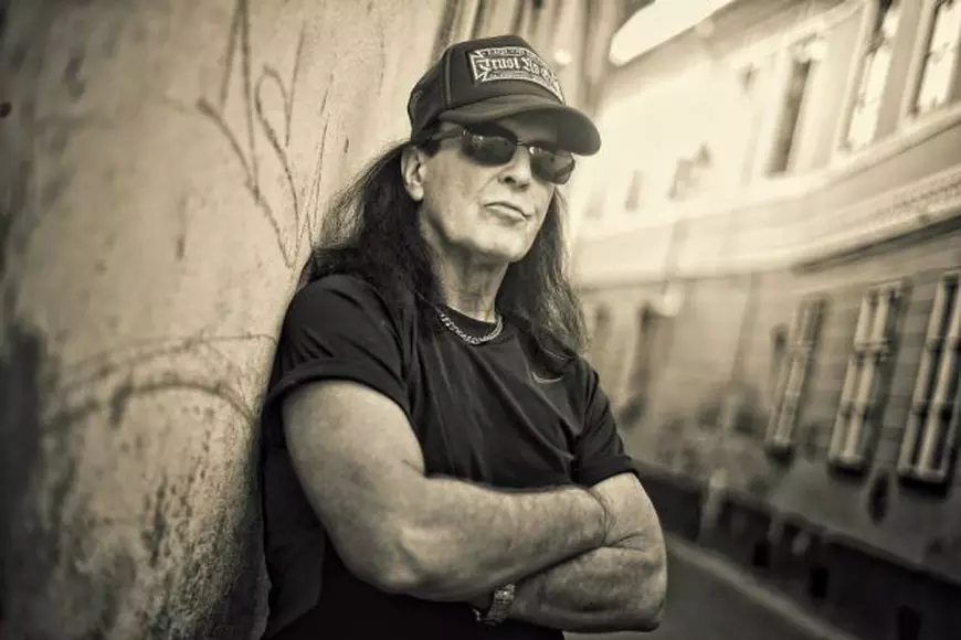 Dave Evans, fostul solist al trupei AC/DC