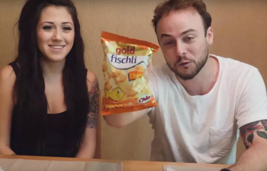 VIDEO. Cum reacționează americanii când mânancă dulciuri și snacks-uri din România