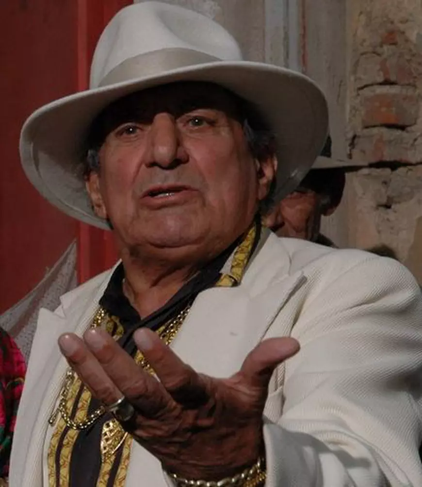 EXCLUSIV/ Jean Constantin, infarct în Cimitirul Bellu, de la o glumă! Episod incredibil întâmplat cu 3 decenii înainte de moartea marelui actor