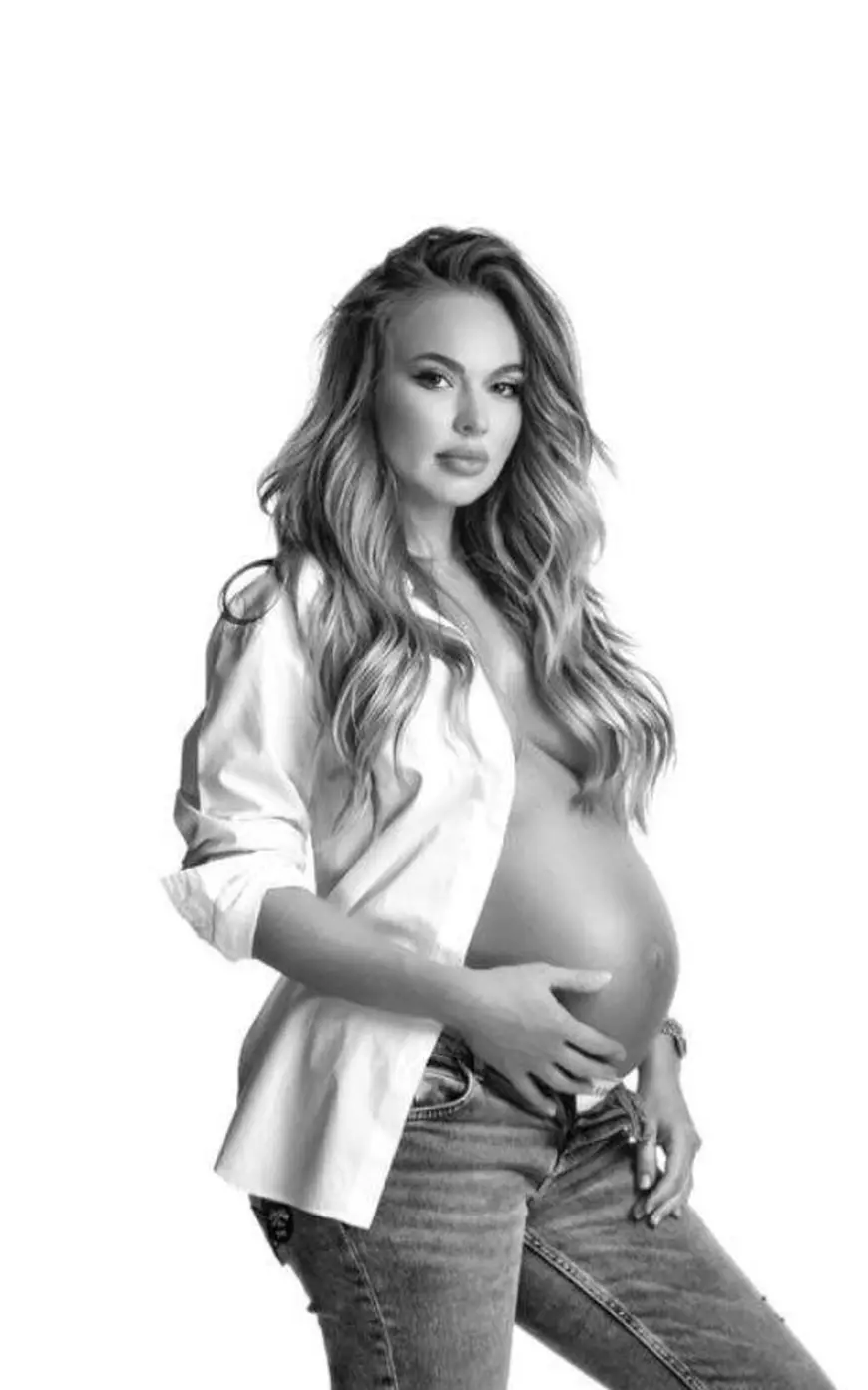 Cum arată iubita lui Alin Cocoș însărcinată. Monica Orlanda și-a arătat burtica de gravidă