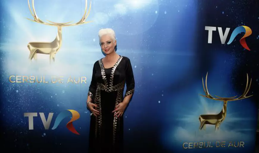 VIDEO/ Monica Anghel a creat isterie pe scena Cerbului de Aur cu o piesă de acum 22 de ani!