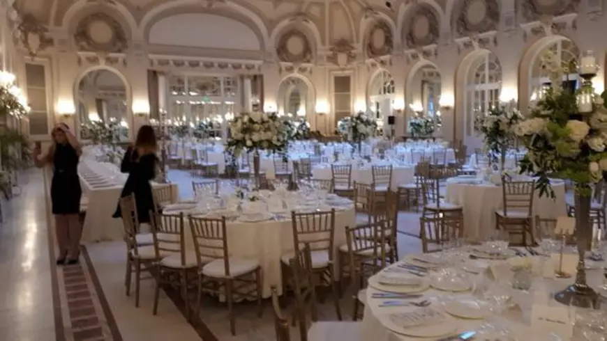 FOTO Cum este amenajat Cazinoul Sinaia pentru nunta Principelui Nicolae cu Alina Binder. Cazinoul Sinaia la nunta regală
