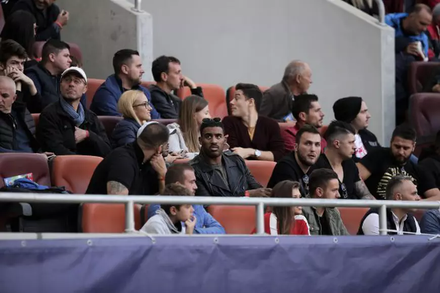 VIP-urile prezente la meciul România - Serbia. Gino Iorgulescu, varianta slim