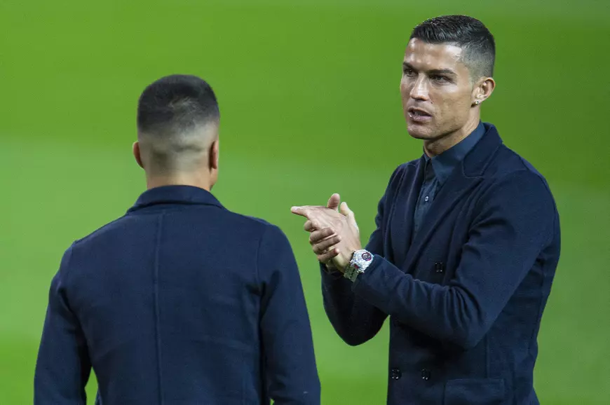 Fotbalistul Cristiano Ronaldo poartă un ceas care costă două milioane euro