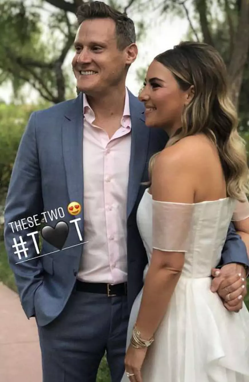 FOTO | Fostul soț a lui Meghan Markle s-a căsătorit. Cum arată mireasa lui Trevor Engelson