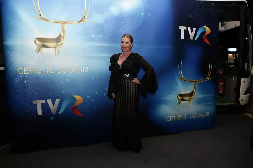 Luminița Anghel împlinește 50 de ani