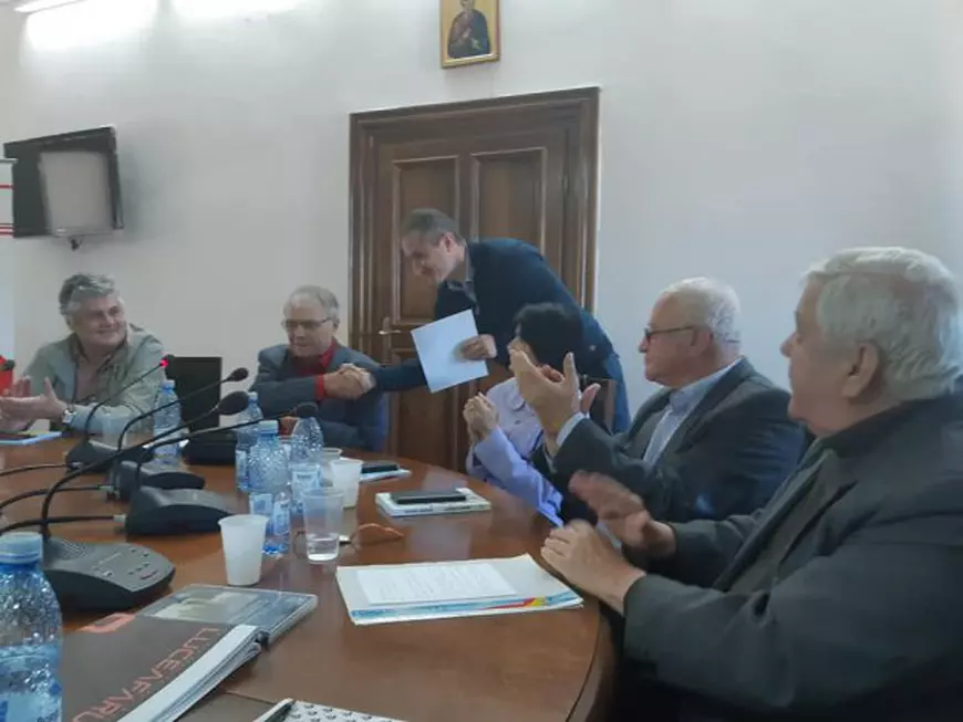 Volumul inspirat din tragedia de la Colectiv este romanul anului. Flaviu Predescu, premiat de Uniunea Scriitorilor