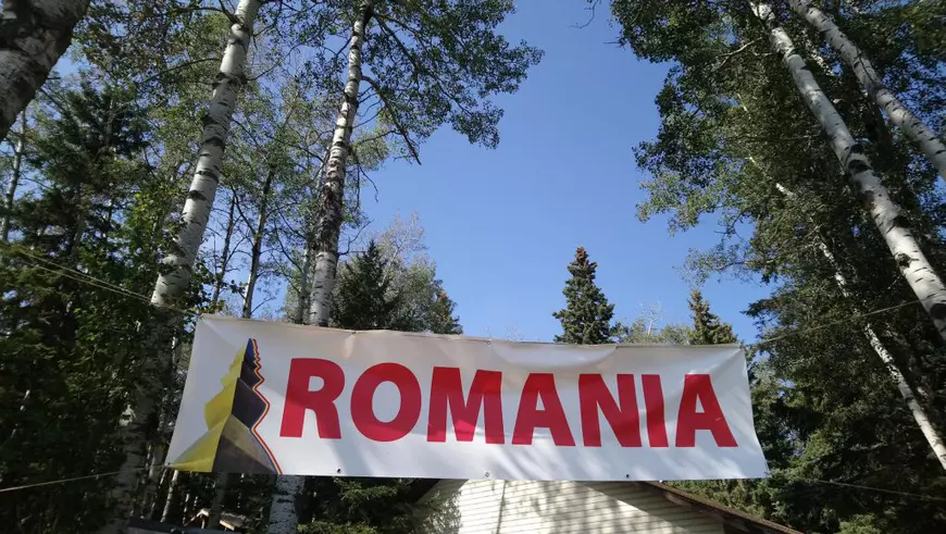 Sărbătoresc Ziua Națională la cea mai mare distanță față de țară – 9.000 km!  Românii din Calgary au obținut aprobare să lanseze 100 de artificii