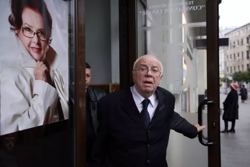 Un an de la moartea Stelei Popescu. Se țin trei slujbe de pomenire pentru actriță și o expoziție de tablouri