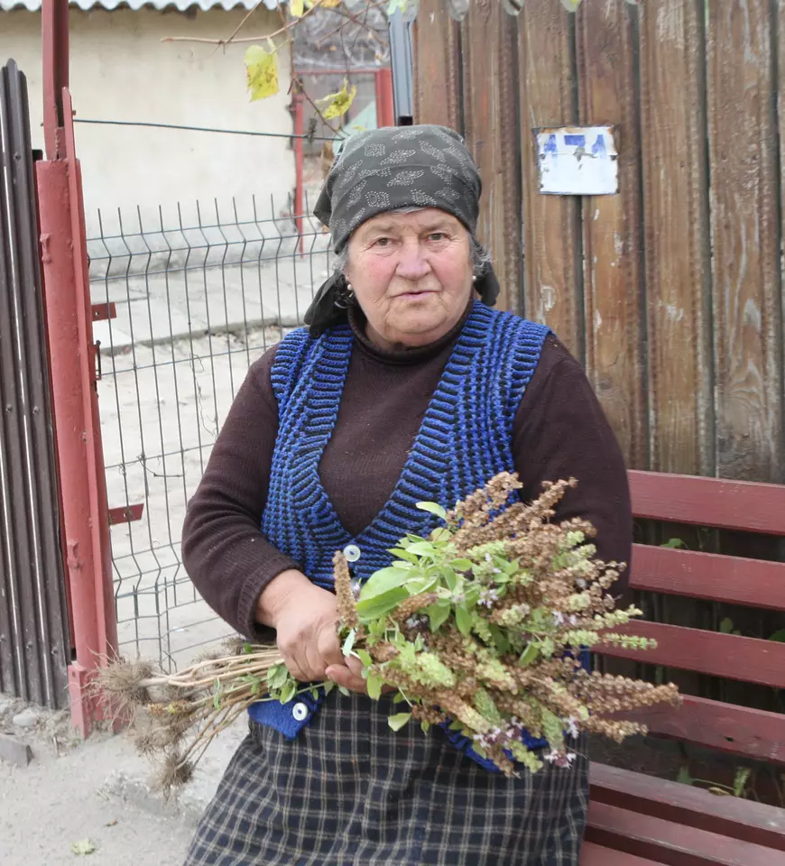 Există viață după pestă: Crăciun cu iepuri și gogoșari! Reporterii Libertatea s-au întors, după trei luni, în satul Luciu din județul Ialomița