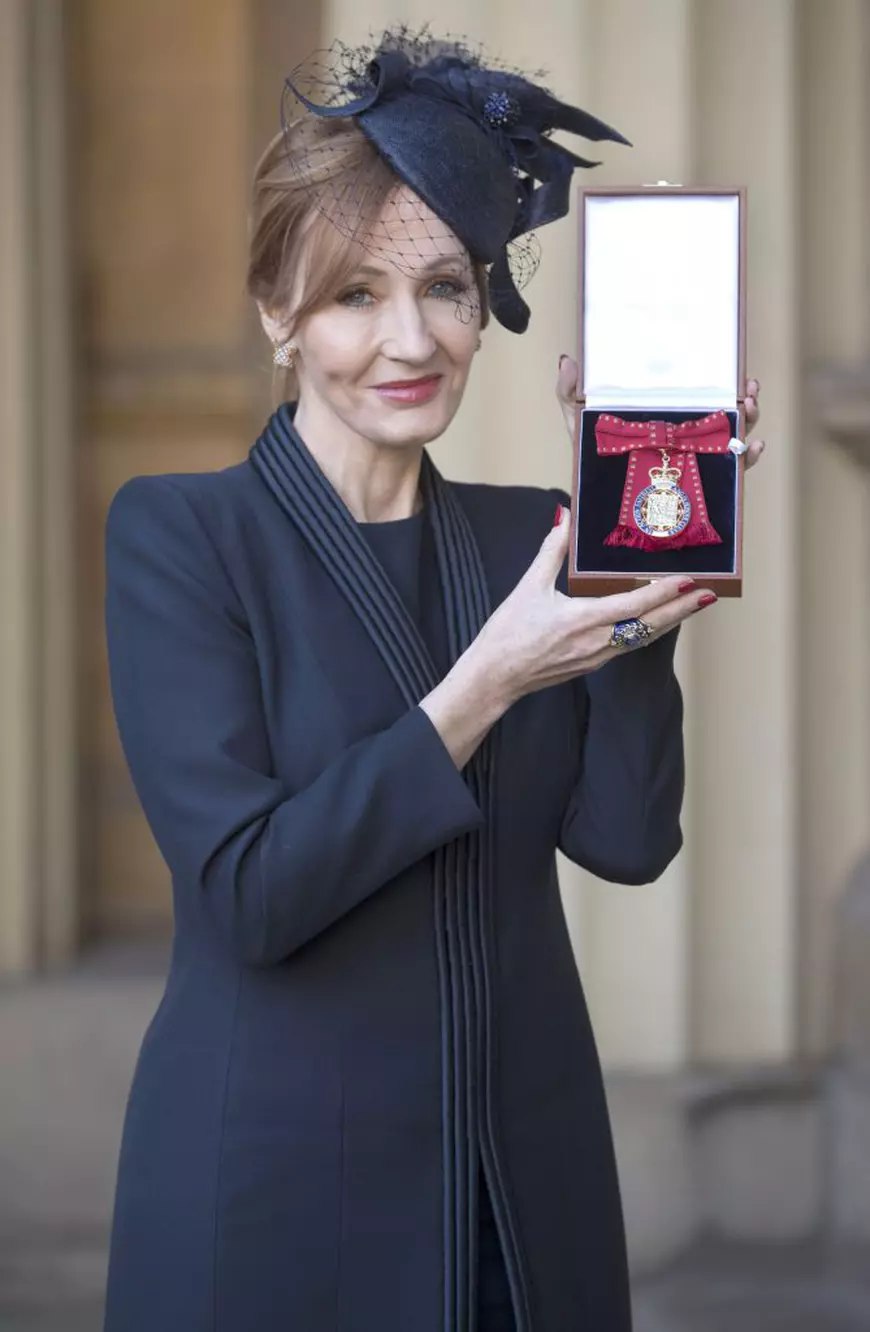 JK Rowling a cumpărat casa în care a copilărit și care a inspirat ”Harry Potter”. A plătit o avere