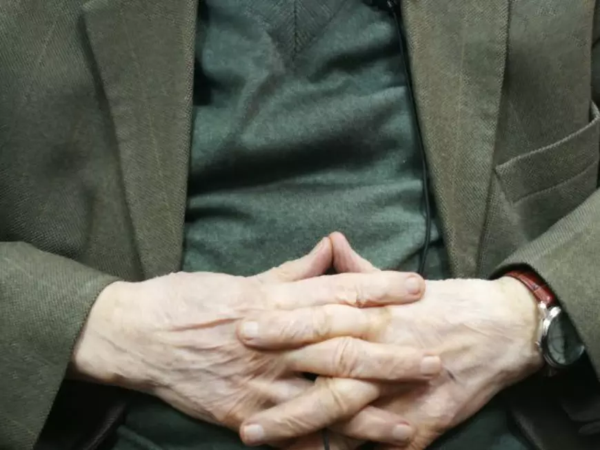 VIDEO / Oameni de-o vârstă cu țara. Generalul Leru: “Iubiți-vă țara! Și s-ajungem s-o vedem întregită!”