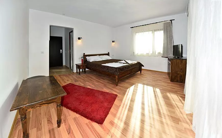 (P) Vacanțele în Delta Dunării, reduse cu 50% de Black Friday!