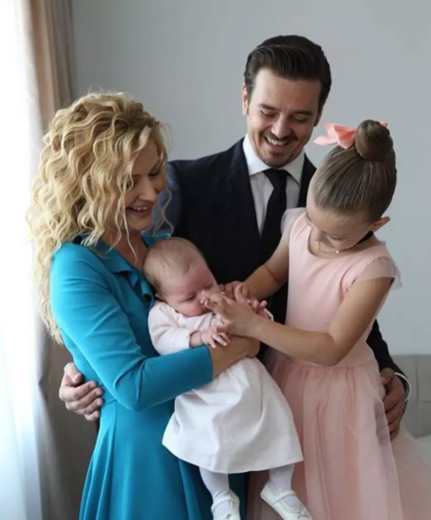 Mihai Petre și-a botezat fiica. Prima imagine de la eveniment