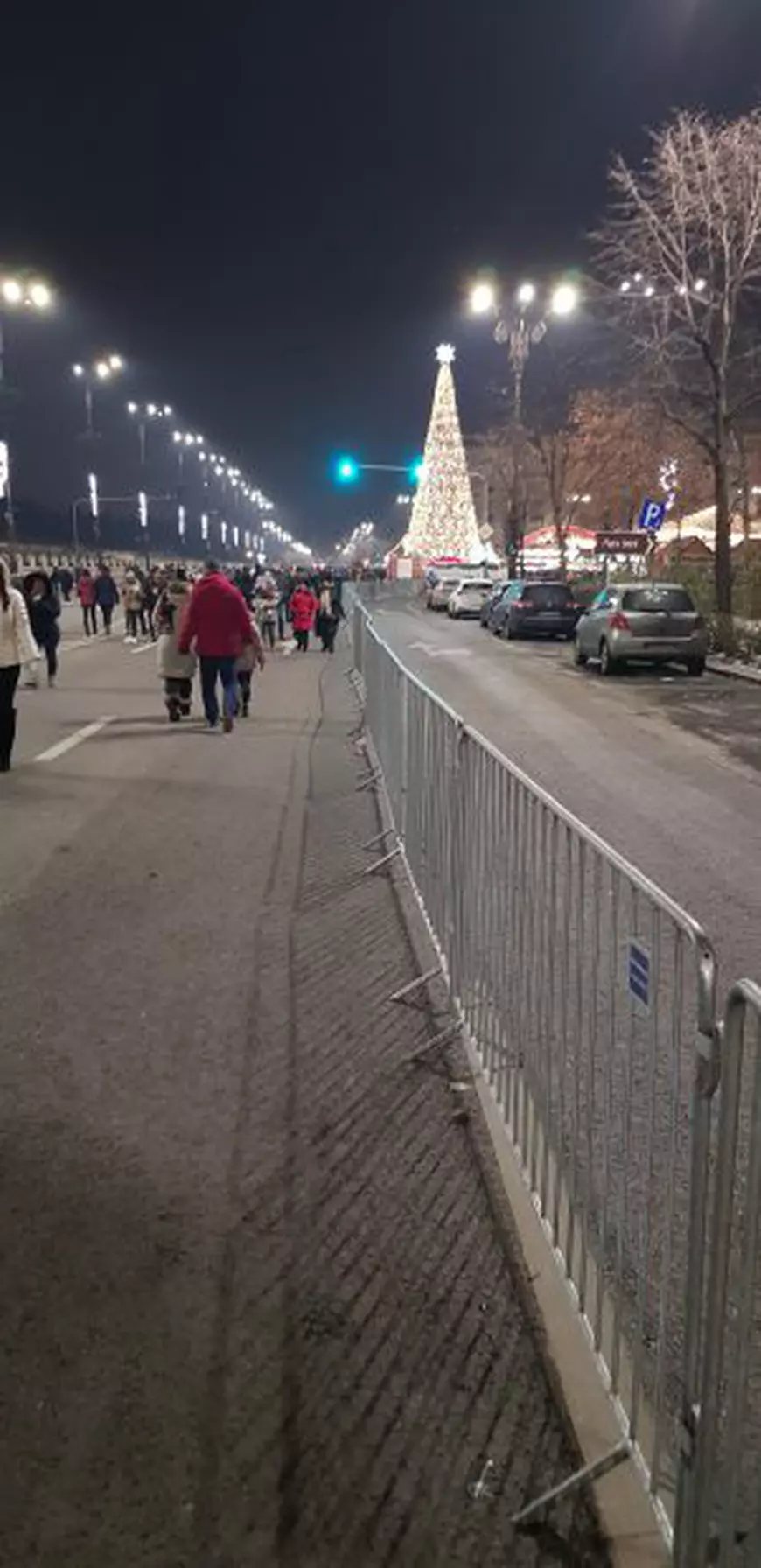 Ponturi și sfaturi utile pentru Târgul de Crăciun București. Să aveți neapărat cash și haine groase!