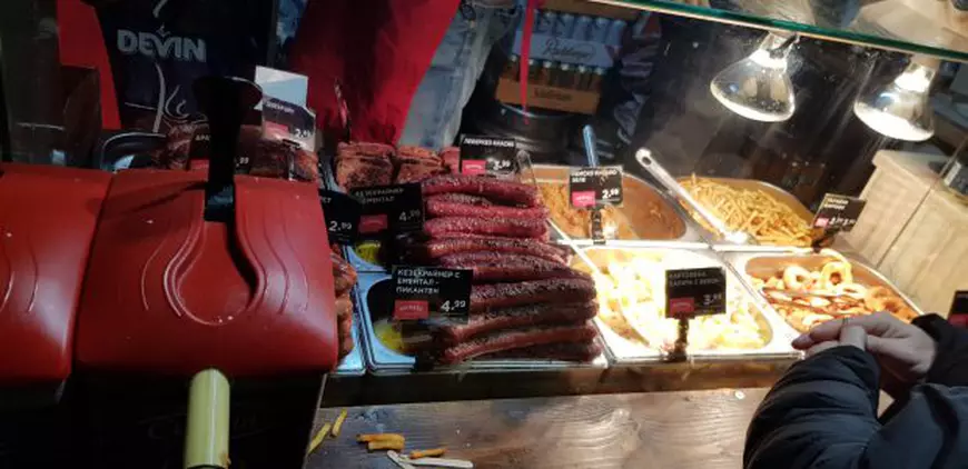 GALERIE FOTO/ Cum arată Crăciunul în capitala vecinilor bulgari. Târg nemțesc la Sofia!