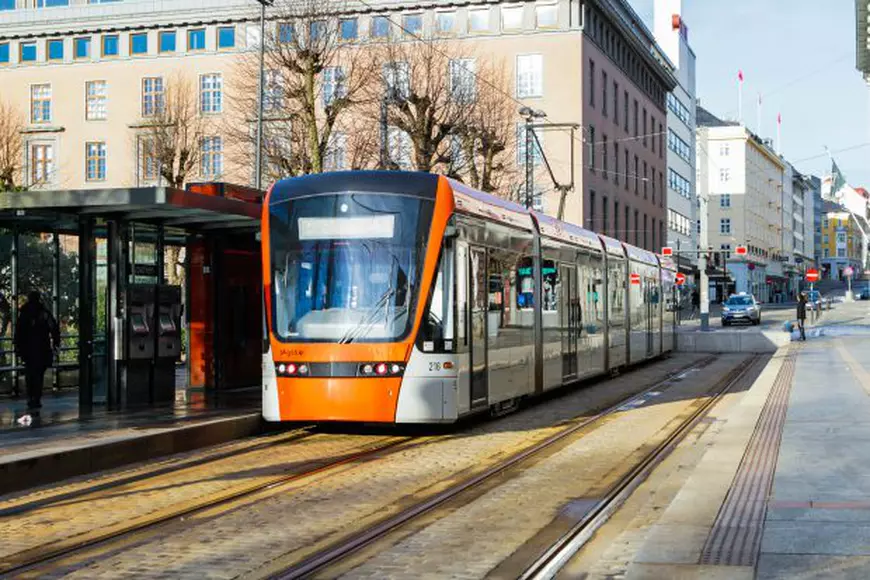 VIDEO/Cum se circulă în Norvegia: țara în care în mijloacele de transport  în comun e liniște ca-n biserică!