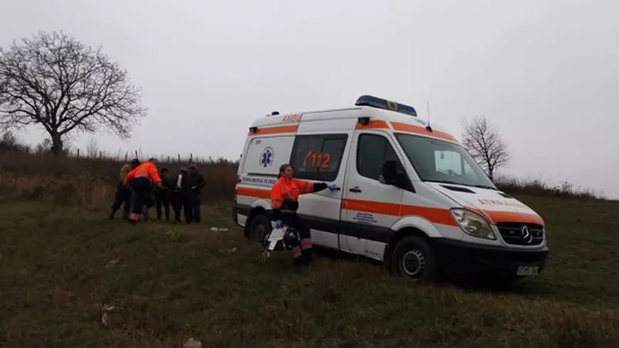 Cele mai bizare apeluri false primite de Ambulanța Vaslui. O familie a chemat salvarea imitând la telefon plânsul unui copil, pentru că tatăl voia să ajungă în oraș!