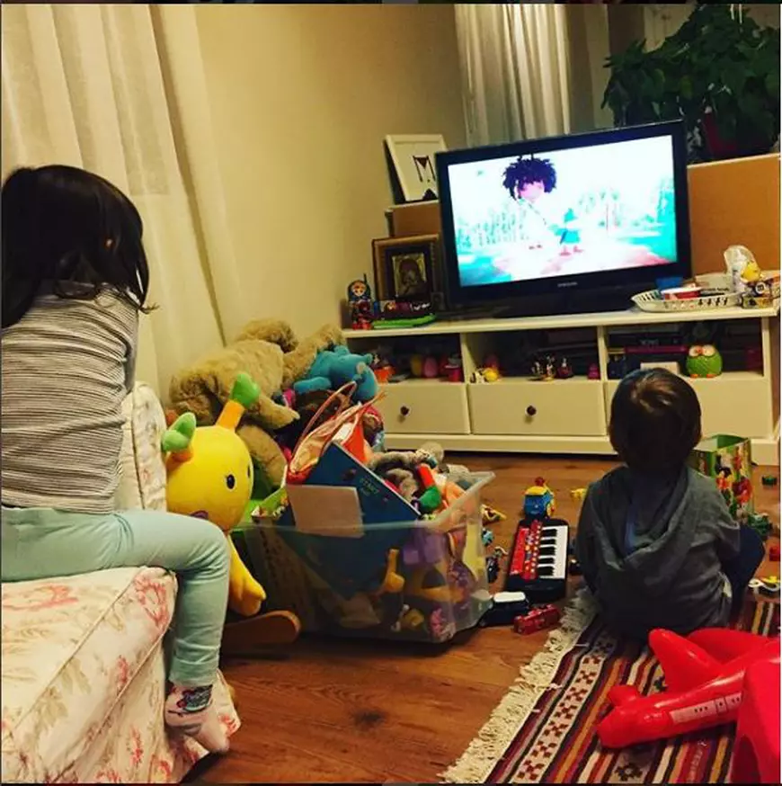 Andi Vasluianu este dezinvolt pe micul ecran, dar timid în viața de zi cu zi. “Sunt timid, dar mă tratez”