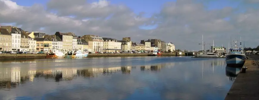 VIDEO / Crăciun româno-maghiar într-un TIR irlandez. O săptămână, trei țări, 1.350 de kilometri pe autostrăzi, 600 pe mare