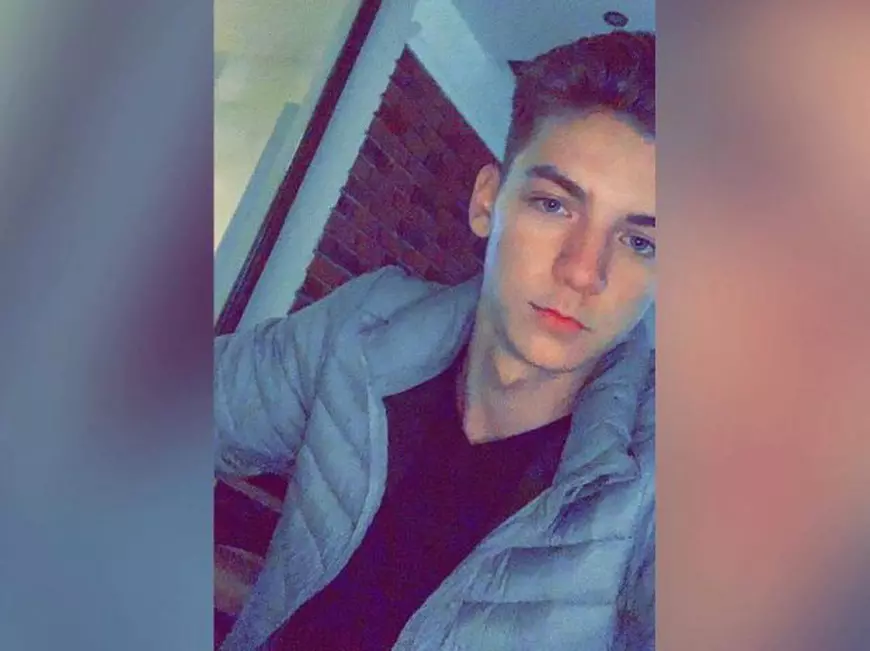 Un tânăr a murit după ce a intrat cu mașina într-o casă din Maramureș