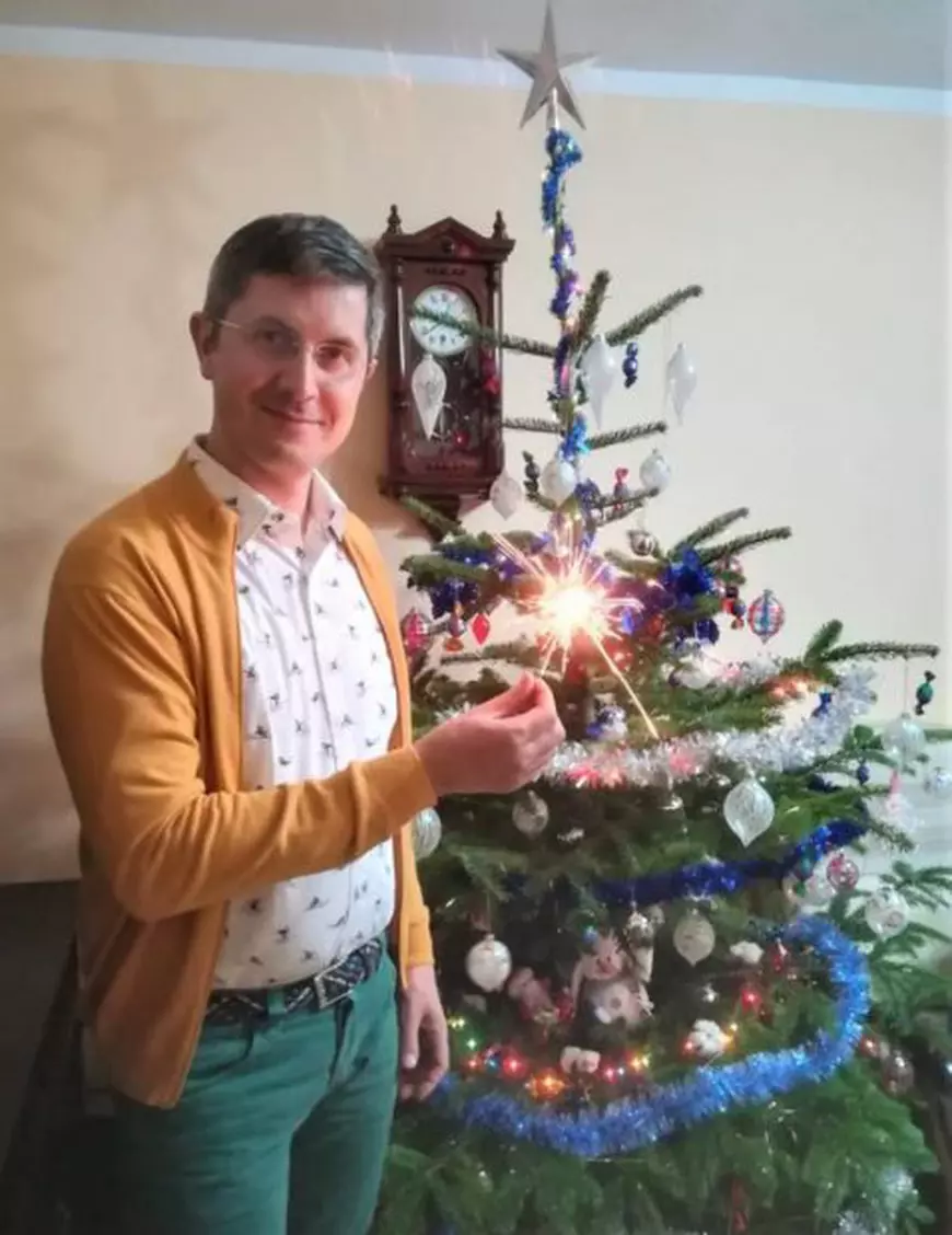 Urările politicienilor, de Crăciun. Fotografii cu familia şi clipuri video pe Facebook