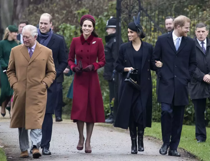 Cum s-au îmbrăcat Kate Middleton și Meghan Markle în ziua de Crăciun. Fanii spun că ducesa de Cambridge a câștigat bătălia ținutelor
