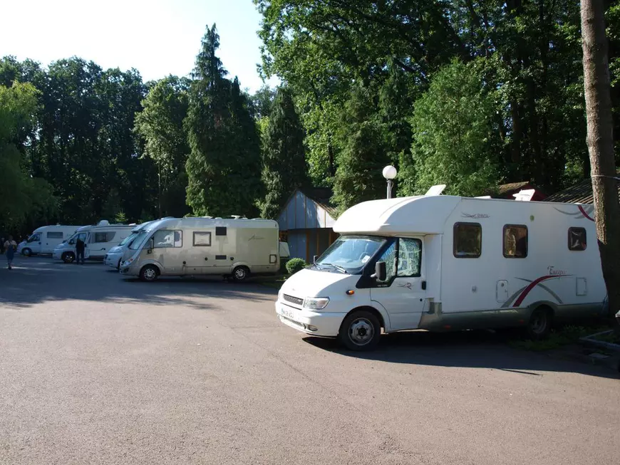 Fuego vrea să-și ia casă pe roți și să plece cu ea în turnee. Costă cât un apartament!