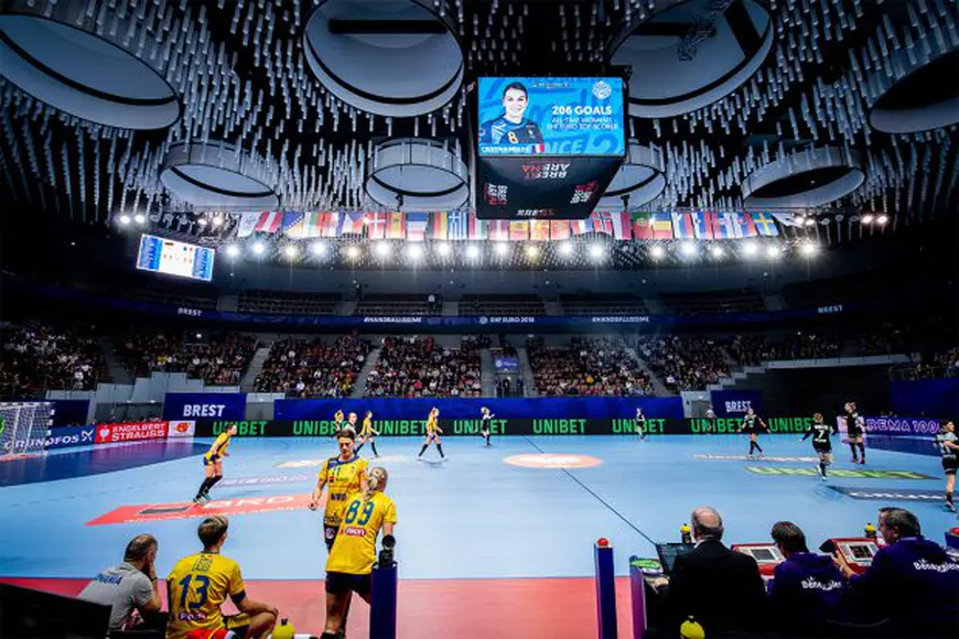 Denisa Dedu, matematicianul din poarta naționalei de handbal a României: ”Calculez mai repede traseele șuturilor adversarelor”