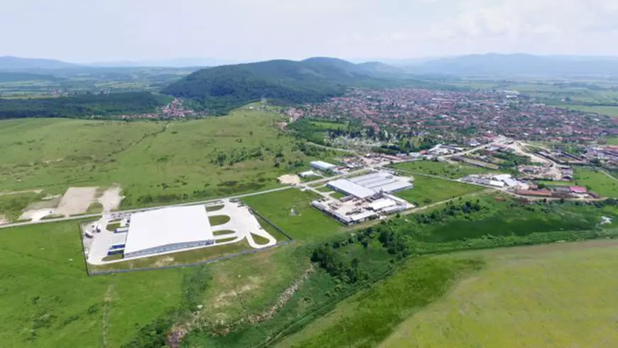 REPORTAJ EXCLUSIV / Averea lui George Țucudean, cel mai bogat fotbalist român. Bunicul său are 12 afaceri în Arad