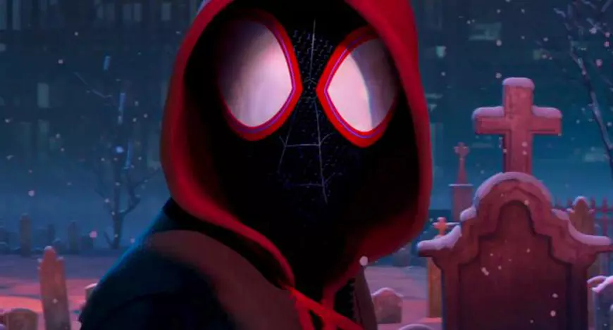 Cronică de film: noul „Spider-Man” e cel mai bun cadou de Crăciun posibil pentru fanii filmelor cu supereroi