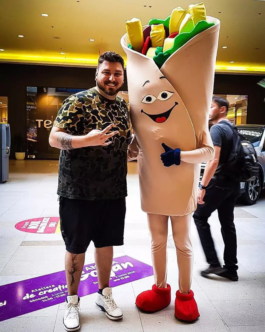 Micuțzu i-a luat fața lui Bobonete