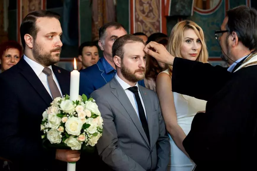 Ce i-a făcut soția lui Andrei Tinu mamei lui. "M-a împins pe scară și s-a înfipt în părul meu"