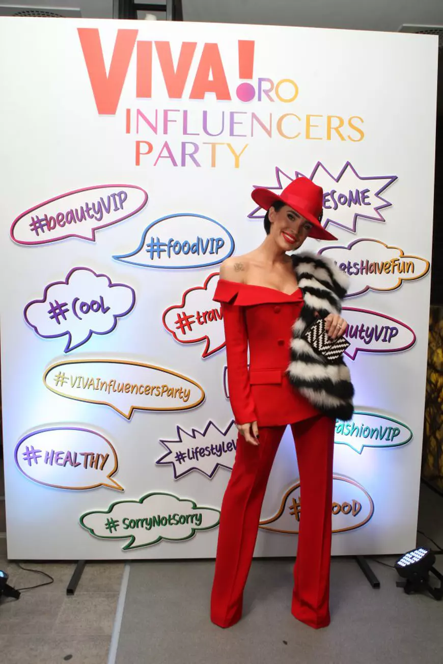 Adelina Pestrițu dă petrecere mare de ziua ei de naștere 