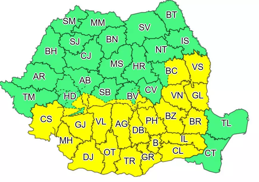 Codul galben de ninsori, prelungit pentru încă 24 de ore. 25 de județe din sudul și estul țării afectate