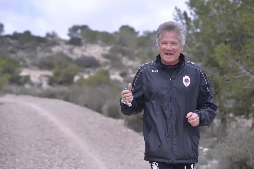 Loți Bölöni, tinerețe fără bătrânețe. Antrenorul își oferă zilnic momente de motivație și de autodepășire pentru a se menține în formă și la aproape 66 de ani